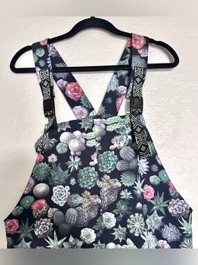 KAVU San Blas Greenhouse Succulent Print Overalls Quick Dry  Women's Size Large